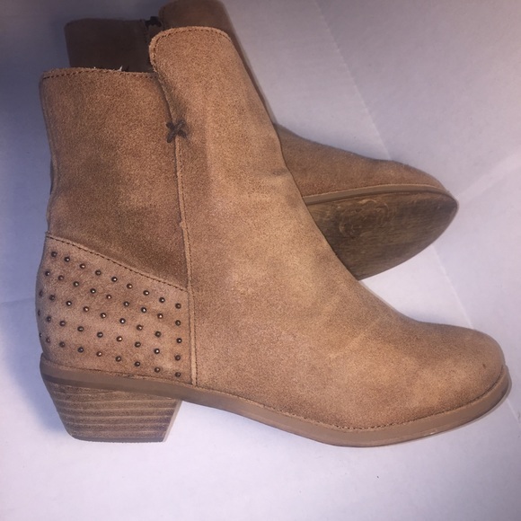 reef ankle boots